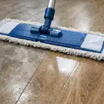 het-geheim-van-een-schone-vloer-zonder-emmers-en-plassen.png