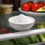 Hoe je de geur van je koelkast permanent kunt verwijderen met gewone zuiveringszout 's nachts hoe-je-de-geur-van-je-koelkast-permanent-kunt-verwijderen.png